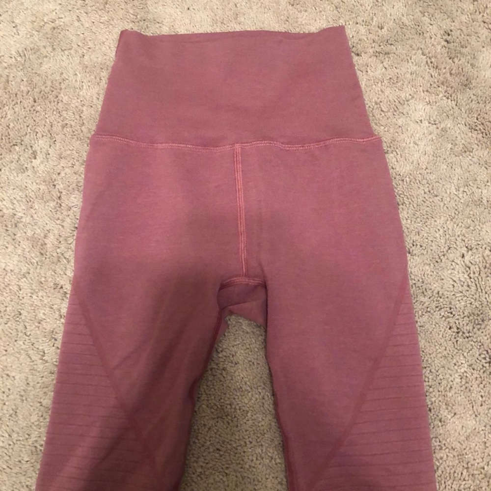 alphalete leggings